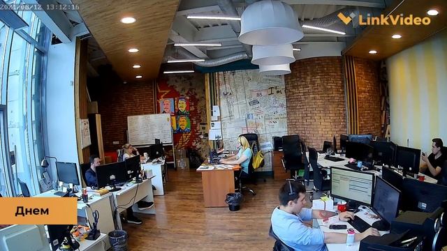 Как снимает камера видеонаблюдения LinkVideo (офис) смотреть онлайн
