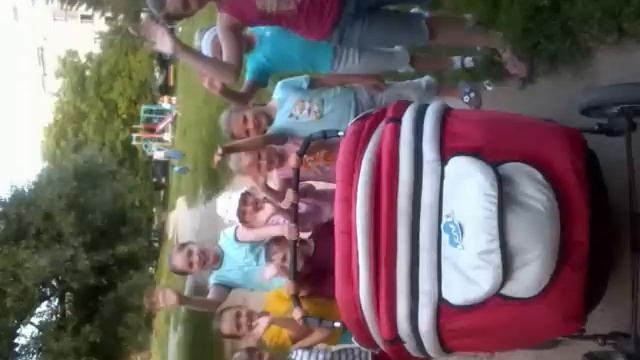 Двойня смотреть онлайн