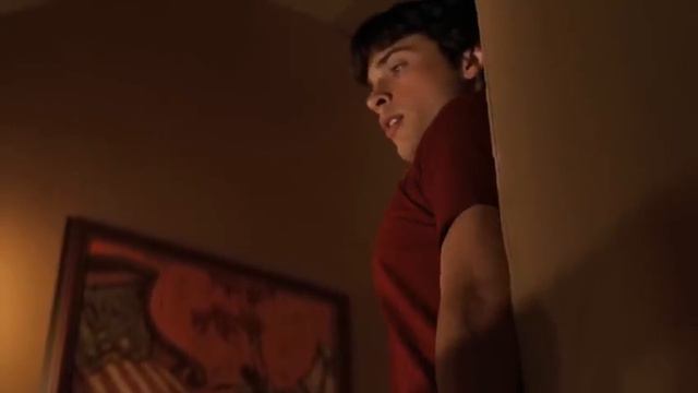 Smallville 3x14 - Alicia Appears In Clark's Bed