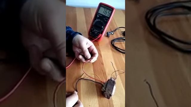 Как проверить понижающий трансформатор и определить его обмотки. смотреть онлайн