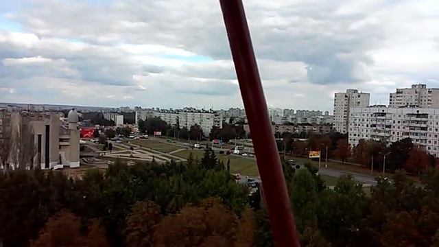 Вид с колеса обозрения на дом пионеров смотреть онлайн