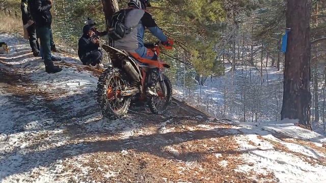 Открытая тренировка Кантри-Кросс «Золотая осень» 28.10.2023 смотреть онлайн