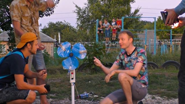 ✅Зажигаем Вентилятор ракету ? Потрясающий эксперимент с настольным вентилятором смотреть онлайн