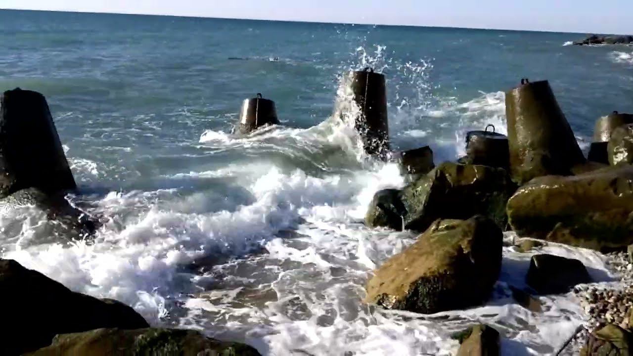 Звук моря. Черное море в декабре смотреть онлайн
