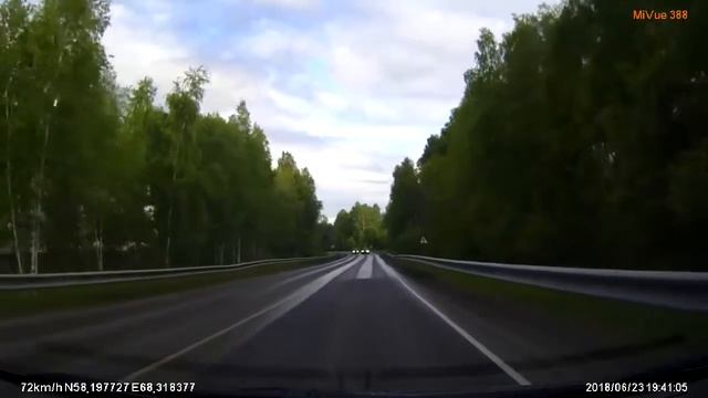 дорога в п Прииртышский девушка на тойоте не уступила внедорожнику смотреть онлайн