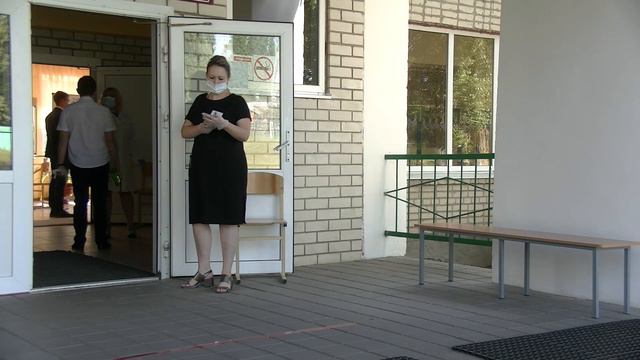 3 июля во всех школах России стартовал первый ЕГЭ. смотреть онлайн