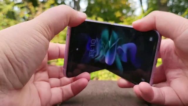 Samsung Galaxy Z Flip 3 смотреть онлайн