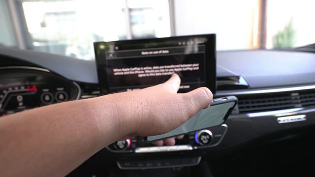*SOLVED* How to connect Wireless Apple Car Play. 2021 Audi RS5 Sportback смотреть онлайн
