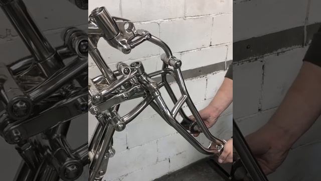 Система вилки Дуолевер для кастом мотоцикла смотреть онлайн