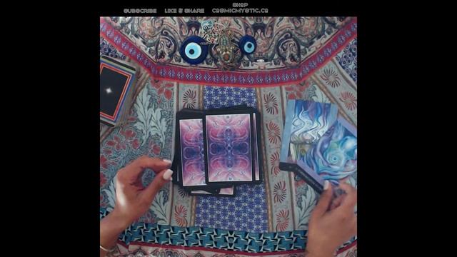 Reading Hour At The Library | Tarot * Sibilla * Lenormand смотреть онлайн