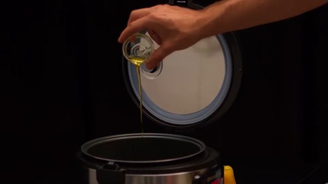 Рецепт соте из сезонных овощей и курицы с мультиваркой Polaris PMC 0593AD Brilliant Collection смотреть онлайн