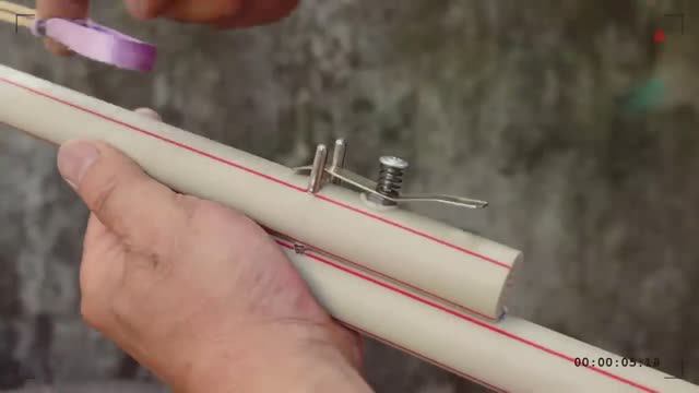 Рогатка из ПВХ - дешевый и простой способ защитить себя смотреть онлайн