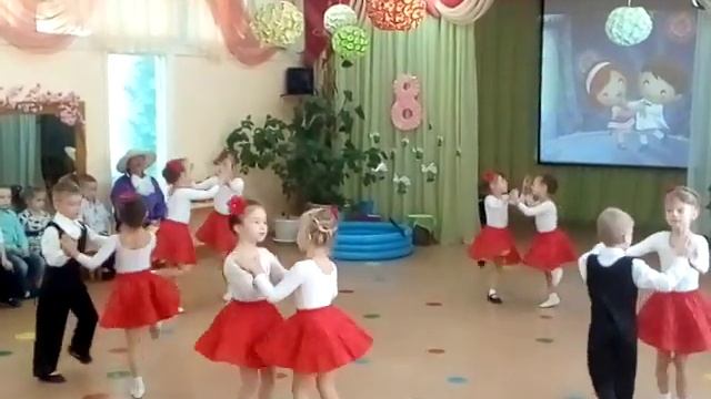 Это детское танго...))) смотреть онлайн