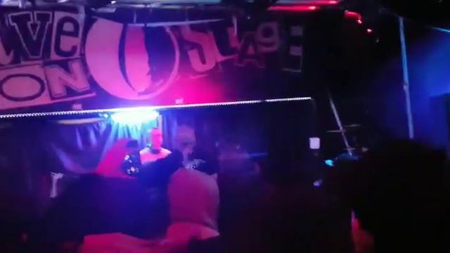 Bassi Maestro - Foto Di Gruppo Live@Peter Pan смотреть онлайн