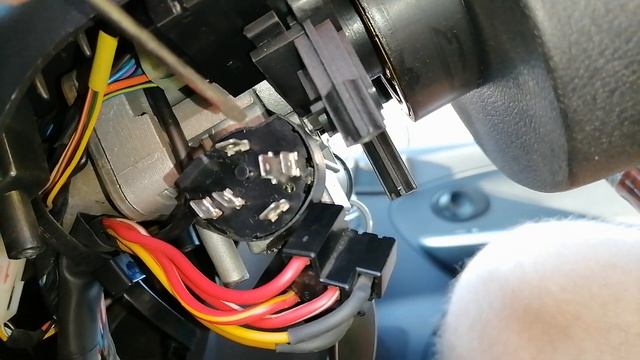 Не работает магнитола и прикуриватель на дэу матиз. #контактная группа матиз #матиз #daewoo matiz смотреть онлайн