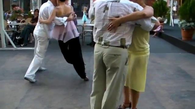 Танго у Львові.mp4 смотреть онлайн
