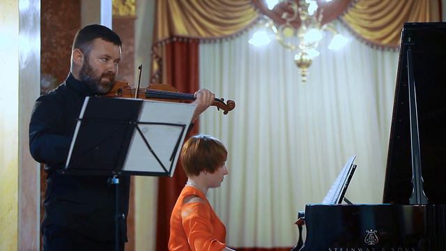 Bela Bartok Contrasts смотреть онлайн