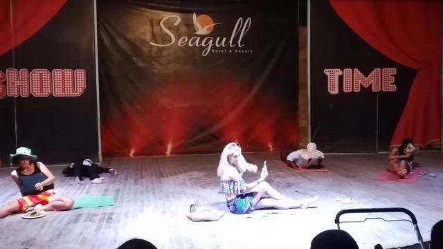 Show time in hotel Hurghada смотреть онлайн