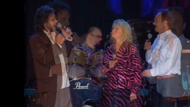 FRIZZELL & FRIENDS - "Could It Be We Fell In Love Tonight" смотреть онлайн