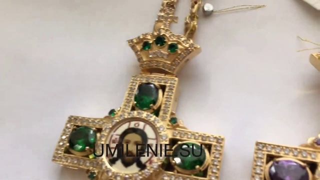 Крест наперсный латунный в позолоте с цепью для священника смотреть онлайн
