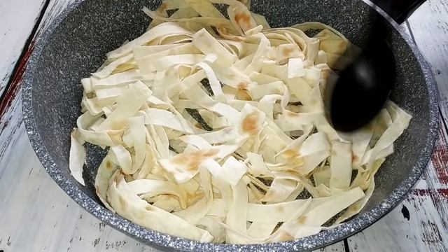 Просто нарежьте ЛАВАШ соломкой! Вкуснятина НА ЗАВТРАК за считанные минуты! Быстро и Вкусно! смотреть онлайн