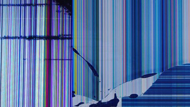 Keep Your Friends Entertained with a Lighthearted Broken Screen Prank 🤣 смотреть онлайн