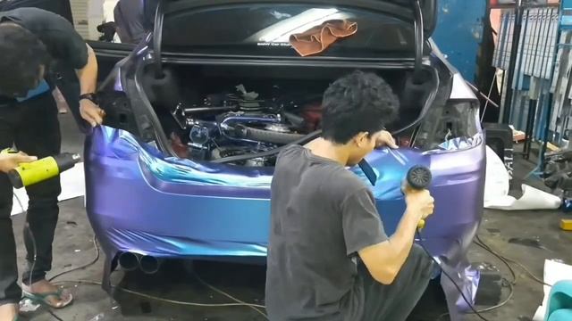 Sticker Chameleon (blue violet) "BMW" смотреть онлайн