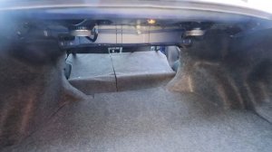 How to Fold the Back Seats Down on a Toyota Corolla