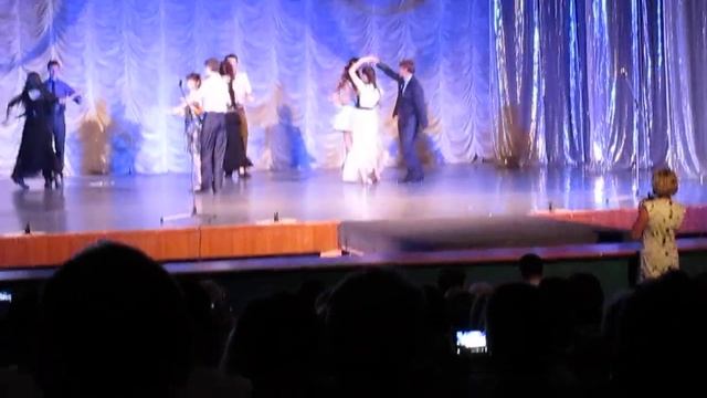 Выпуск 2013 школа №59 Наш последний вальс. 11-А ♥ смотреть онлайн