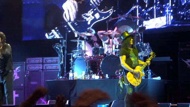 Ozzy & Friends - N.I.B with Slash and bass intro by Geezer Butler смотреть онлайн