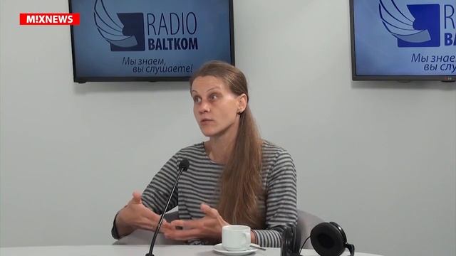 Анна Силе, руководитель театра Dirty Deal Teatro, #bez_antrakta_baltkom смотреть онлайн