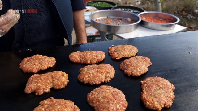 MEKAN VE ZAMAN TANIMYAN USTA! HER YERDE, HER DERDE EFSANE KÖFTE! ADANA LEZZETLERİ!