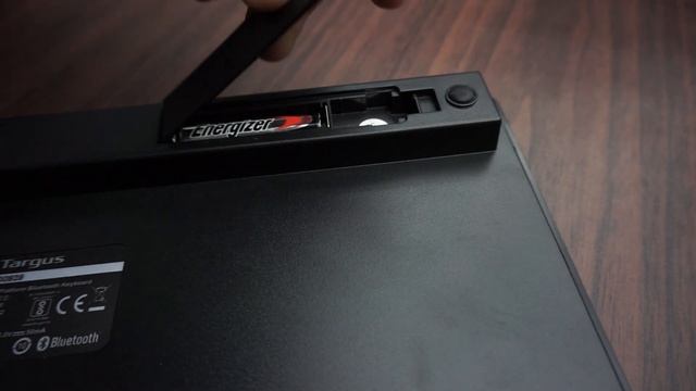 Targus KB55 Multi-platform Bluetooth Keyboard смотреть онлайн