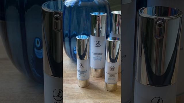 Ultra Hyaluronic LINE Линия средств с гиалуроновой кислотой смотреть онлайн