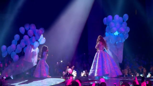 Lilit Hovhannisyan & Nanul - Im Tiknikn Es/Live 2019/Dream World Tour/ смотреть онлайн