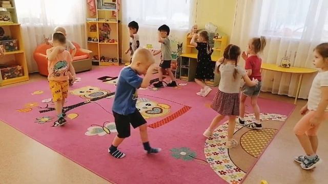 Сиреневая (старшая группа). Театр смотреть онлайн