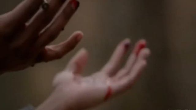 Древние 3x17 Винсент создает сыворотку бессмертия