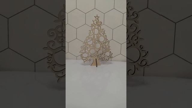 Елочка с кругами смотреть онлайн