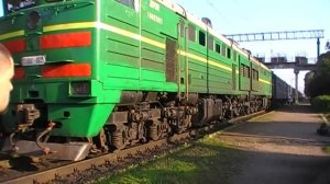 Запуск дизеля 10д100 тепловоза  2тэ10ут-0015