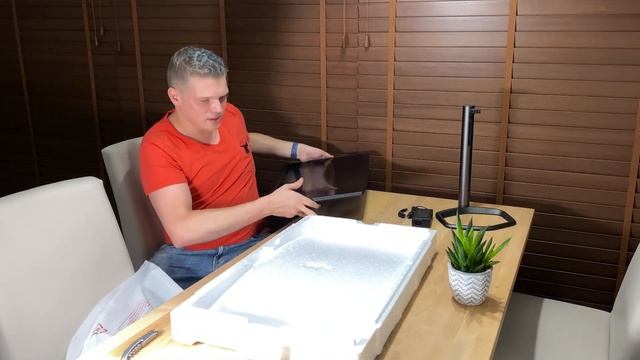 27" MONITOR UNBOXING | kcNL смотреть онлайн