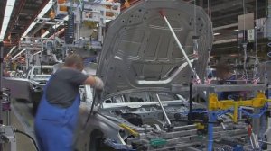 Как собирают машины на заводе Mitsubishi, BMW, Lada.