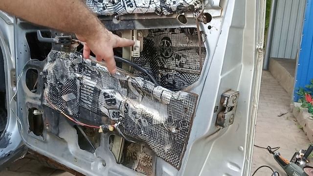 Начинается малярная часть, шпатлюю и вывожу ваз 2112. смотреть онлайн