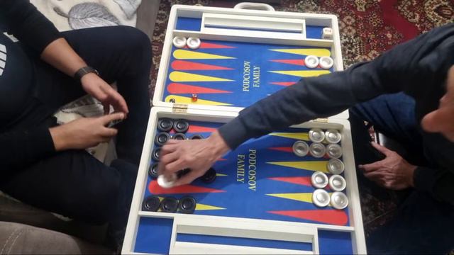 Учимся играть в нарды | ДЛИННЫЕ И КОРОТКИЕ НАРДЫ #backgammon #tavla #nerd #нарды смотреть онлайн