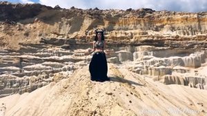 Танец живота на песке  Belly Dance