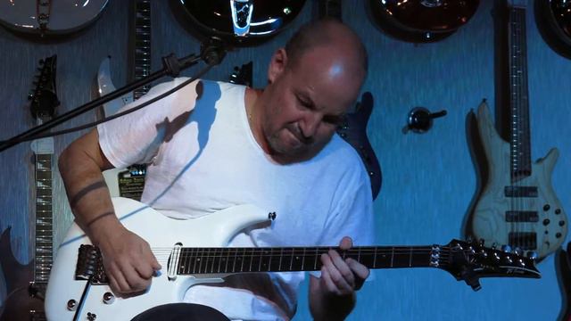 Bernd Voss 4, Clinic Ibanez, Leturiaga junio 2014 смотреть онлайн