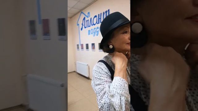 Мода элегантного возраста|Показ Модного Дома "Пава" (С-Петербург)|Backstage смотреть онлайн