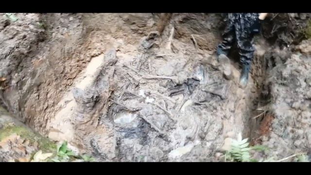 Подъем восьми красноармейцев из воронки смотреть онлайн