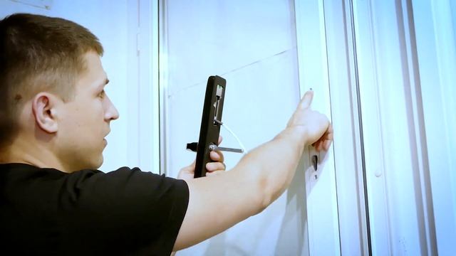 Як встаовити Smart Lock на двері і налаштувати ? установка умного замка. монтаж смарт замка смотреть онлайн
