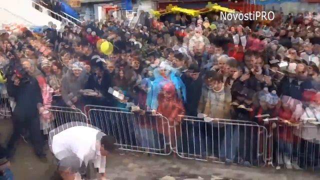 Блины с лопаты смотреть онлайн