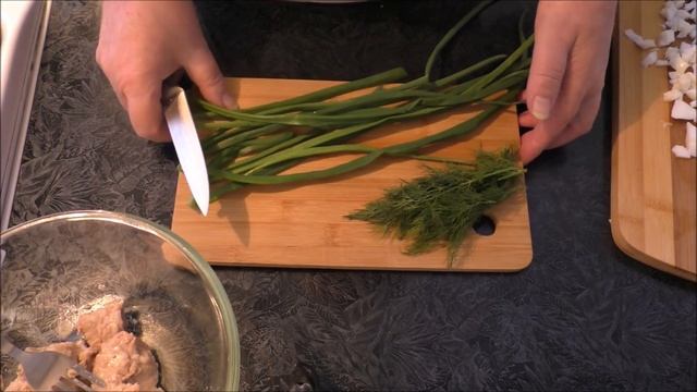 Самый простой и очень вкусный рецепт закуски из печени трески. смотреть онлайн